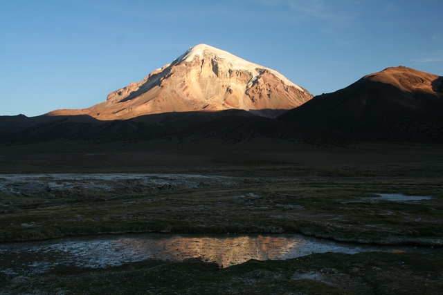 560 - Volcan Sajama (6.542 m)
